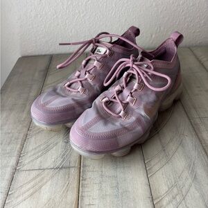 Nike Air VaporMax 2019 Running Shoes Plum Chalk Womens Size 7
